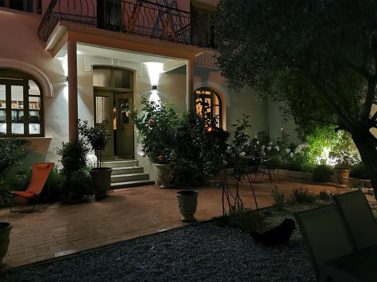 La Bastide Du Chateau Montfaucon  外观 照片